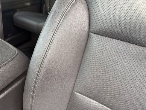 Used 2024 GMC Sierra 1500 SLT image 16