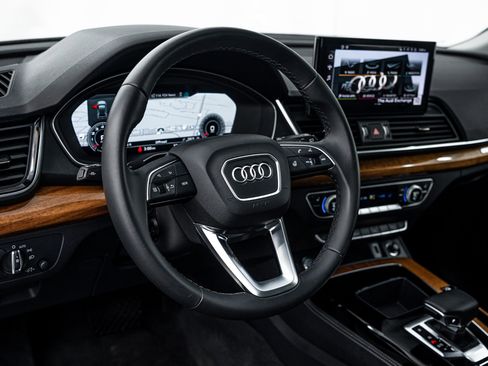 Certified 2023 Audi Q5 2.0T Premium Plus w/ Premium Plus Package image 10