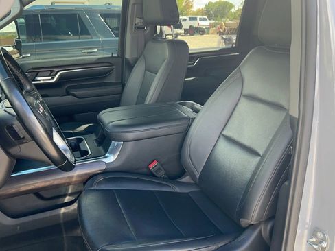 Used 2024 GMC Sierra 3500 SLT w/ SLT Premium Package image 13