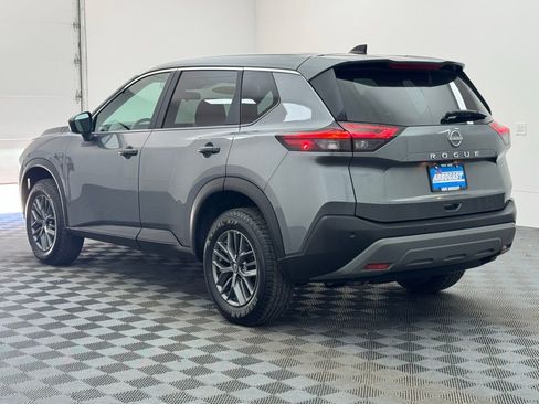 Used 2023 Nissan Rogue S FWD image 9