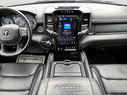 Used 2022 RAM 1500 Limited w/ Body Color Bumper Group AWD/4WD image 16