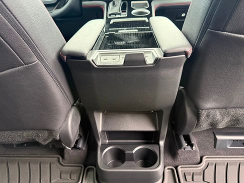 Used 2025 Toyota Sienna XSE image 29