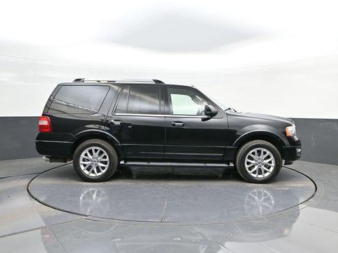 Used 2017 Ford Expedition Limited image 24