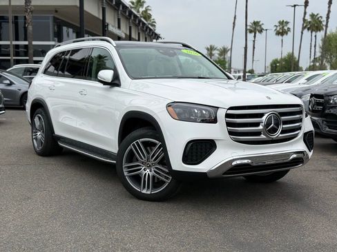 Certified 2026 Mercedes-Benz GLS 450 4MATIC image 1