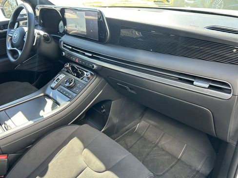 Used 2025 Hyundai Palisade Calligraphy image 13