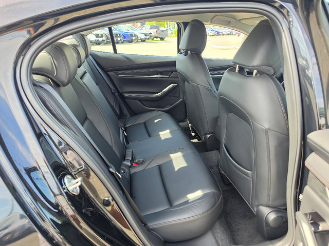 Used 2026 MAZDA MAZDA3 s Sport FWD image 15