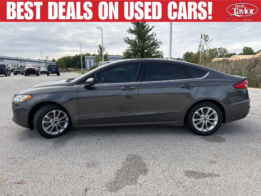 Used 2019 Ford Fusion SE FWD image 7