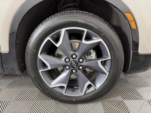 Used 2021 Chevrolet Blazer RS w/ Enhanced Convenience Package FWD image 10