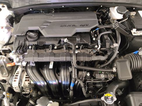 Used 2024 Hyundai Elantra SEL w/ Convenience Package FWD image 30