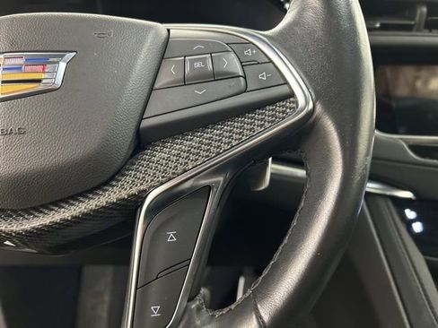 Used 2024 Cadillac XT5 Sportv image 10