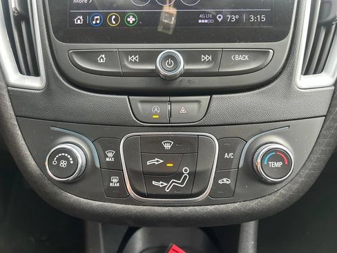 Used 2023 Chevrolet Malibu LS FWD image 27