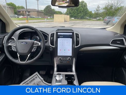 Used 2024 Ford Edge SEL w/ Convenience Package AWD/4WD image 15