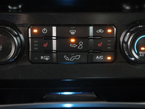 Used 2019 Ford F150 XLT w/ Equipment Group 302A Luxury RWD image 22