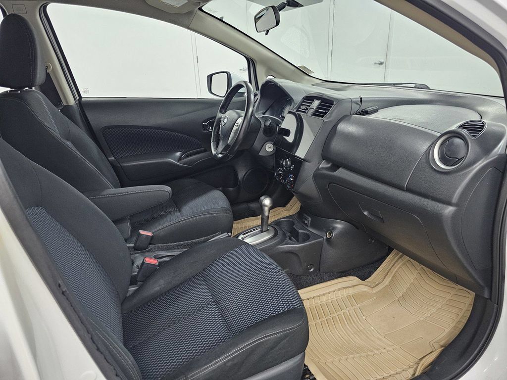 Used 2017 Nissan Versa Note SV FWD image 20