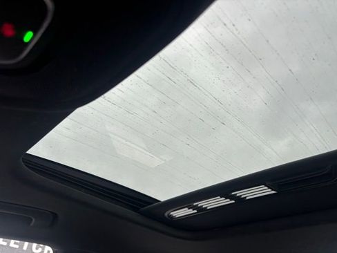 Used 2021 Audi A4 2.0T Premium w/ Convenience Package image 11