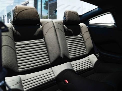 Used 2013 Ford Mustang Boss 302 w/ Boss 302 Accessory Pkg RWD image 25