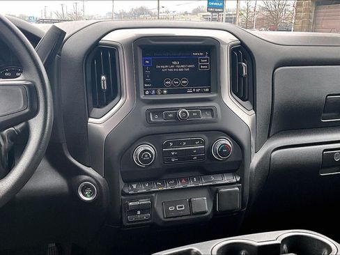 Used 2025 Chevrolet Silverado 2500 Custom w/ Custom Value Package AWD/4WD image 5