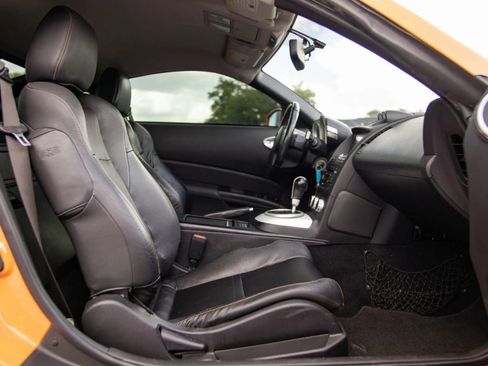 Used 2007 Nissan 350Z Grand Touring w/ Cargo Convenience Pkg RWD image 28