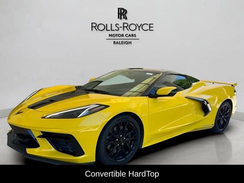 Used 2025 Chevrolet Corvette Stingray Premium Conv w/ Z51 Performance Package RWD image 9
