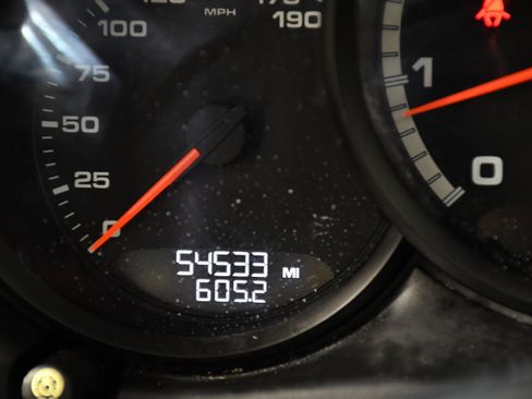 Used 2020 Porsche Macan Turbo image 14