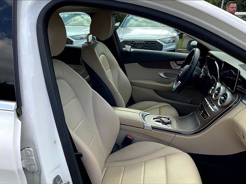 Used 2021 Mercedes-Benz C 300 C 300 image 10