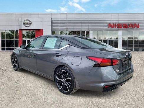 Certified 2025 Nissan Altima 2.5 SR w/ SR Premium Package image 7