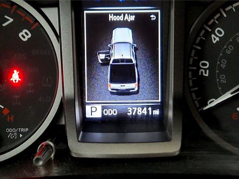 Certified 2023 Toyota Tacoma 4x4 Double Cab image 15