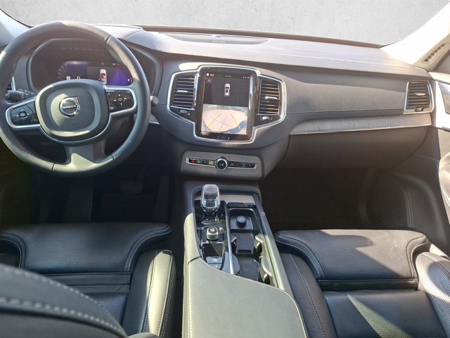 Used 2023 Volvo XC90 B6 Ultimate w/ Protection Package Premier AWD/4WD image 16