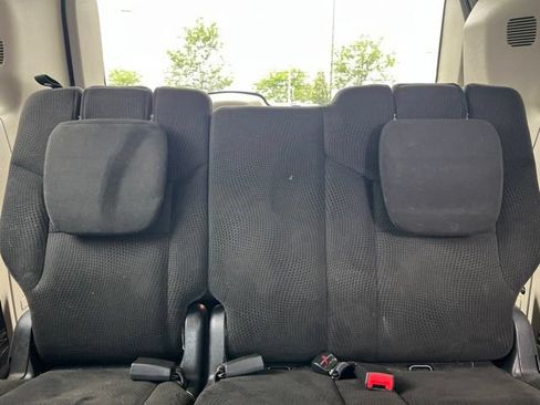 Used 2016 Dodge Grand Caravan SXT FWD image 28