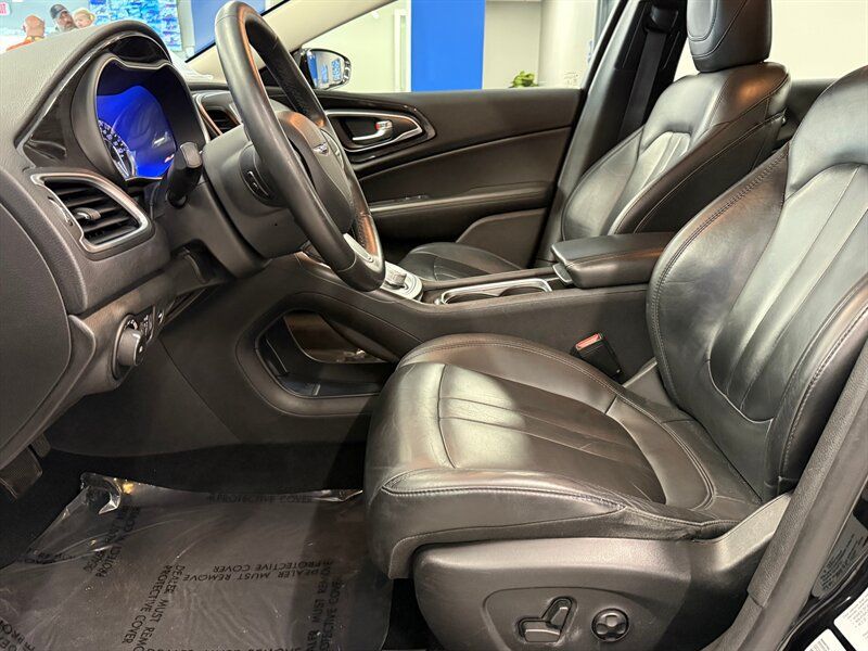 Used 2015 Chrysler 200 C FWD image 5