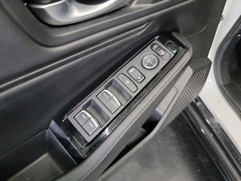 Used 2025 Honda Accord Touring image 14