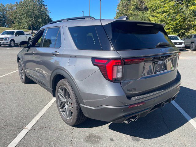 Used 2025 Ford Explorer ST w/ Sun And Sound Package AWD/4WD image 3