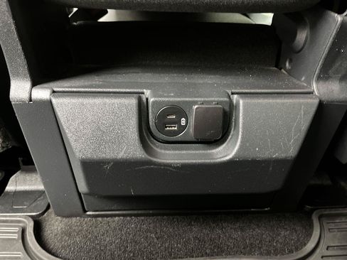 Certified 2022 Ford F150 XLT w/ XTR Package AWD/4WD image 12