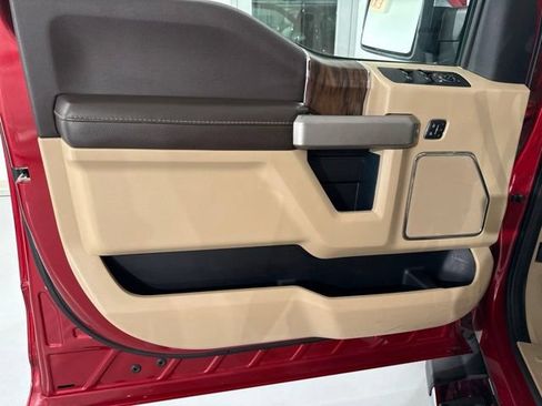 Used 2020 Ford F150 Lariat w/ Equipment Group 502A Luxury AWD/4WD image 18
