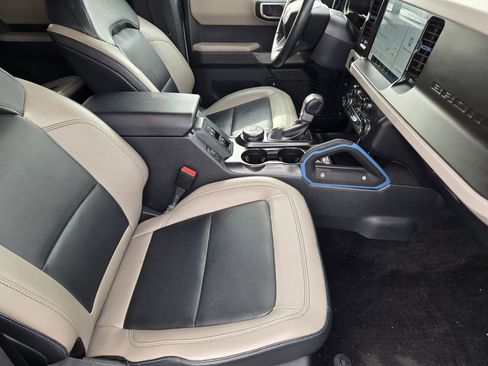 Used 2022 Ford Bronco Wildtrak image 13