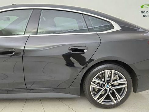 Used 2026 BMW 430i w/ Premium Package RWD image 4