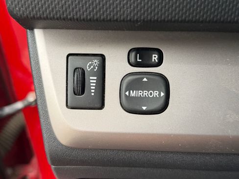 Used 2014 Scion xB FWD image 17