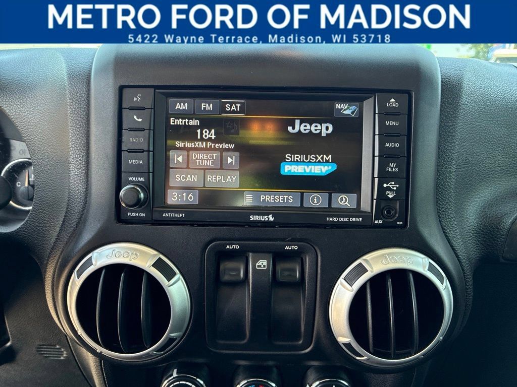 Used 2015 Jeep Wrangler Sahara AWD/4WD image 22