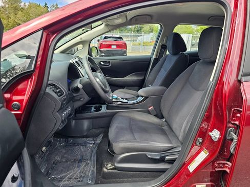 Used 2017 Nissan Leaf SV FWD image 21