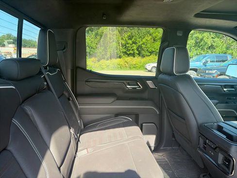 Used 2023 GMC Sierra 1500 AT4X w/ AT4X AEV Edition AWD/4WD image 12