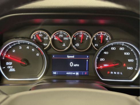 Used 2020 Chevrolet Silverado 1500 RST AWD/4WD image 13