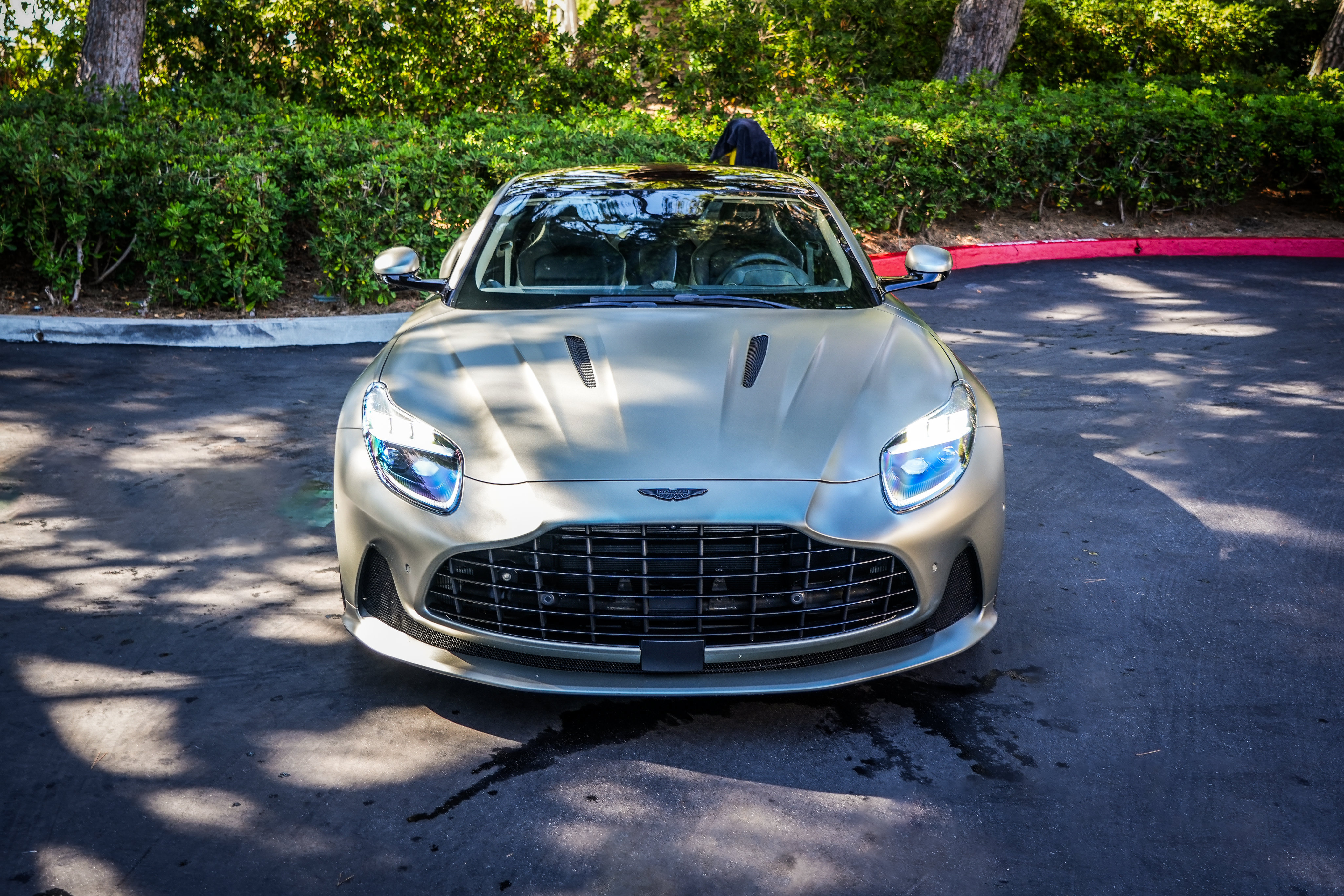 Used 2024 Aston Martin DB12 Coupe RWD image 14