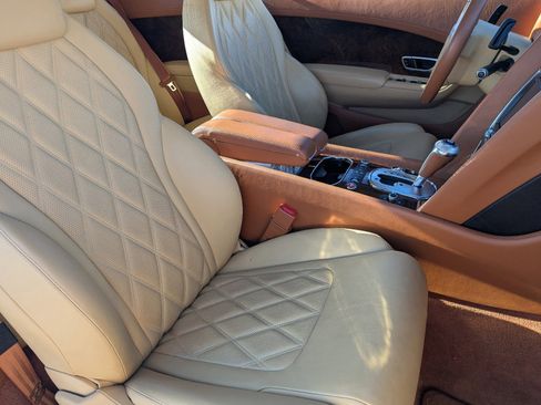Used 2012 Bentley Continental GT image 11