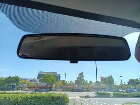 Used 2011 Dodge Dakota Big Horn w/ Skid Plate Group AWD/4WD image 21