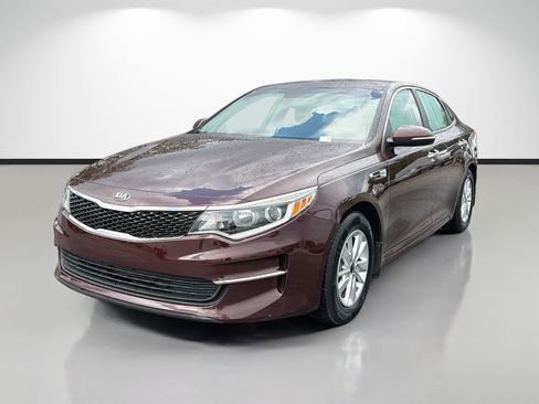 Used 2018 Kia Optima LX FWD image 7