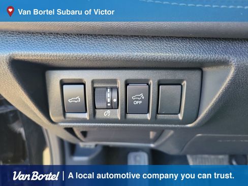 Used 2022 Subaru Outback Limited image 16