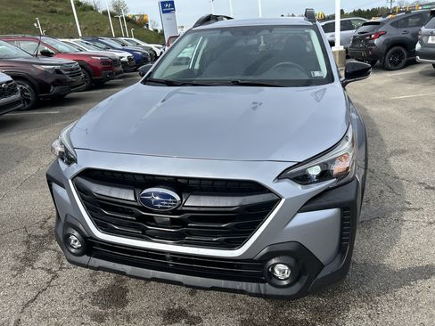 Used 2024 Subaru Outback Premium image 22