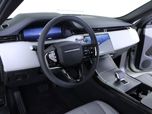 New 2026 Land Rover Range Rover Evoque S image 16