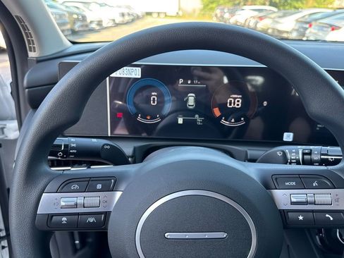 New 2026 Hyundai Tucson SEL image 17