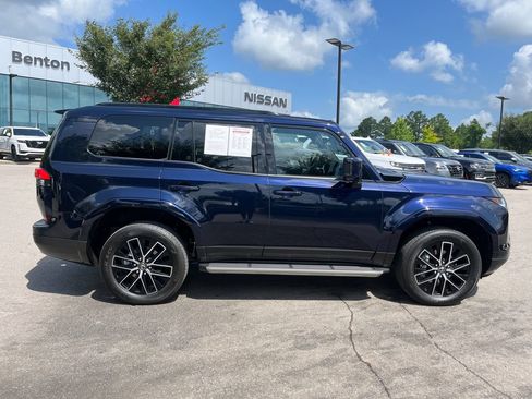 Used 2026 Lexus GX 550 w/ Accessory Package (2T) AWD/4WD image 7